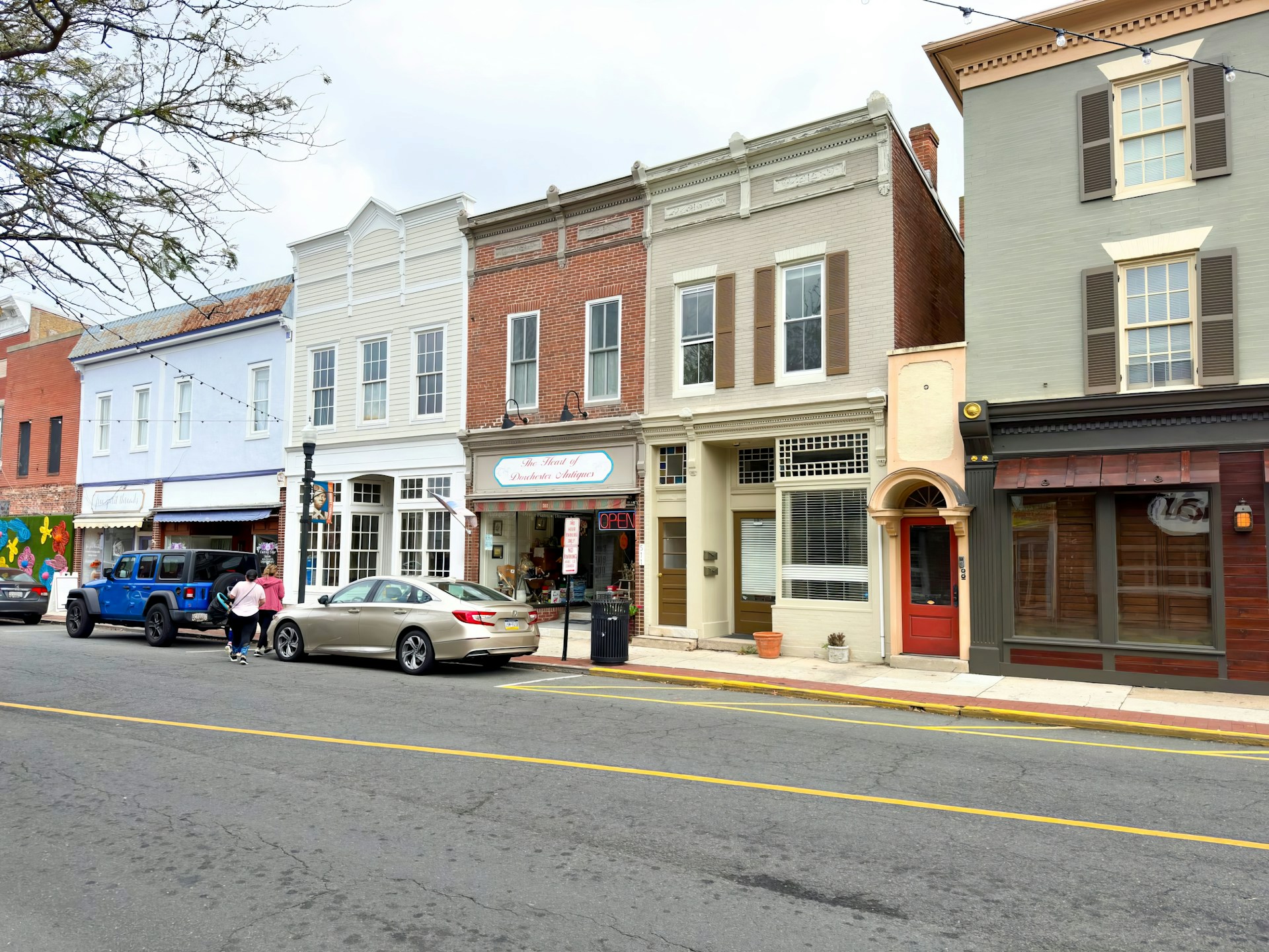 How to Market a Business for Sale Without Revealing Its Identity
